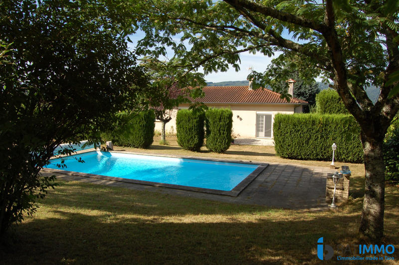 Maison - 130 m² - 7 pièces