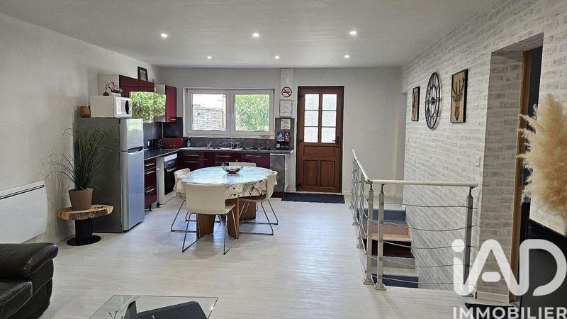 Maison - 200 m² - 8 pièces