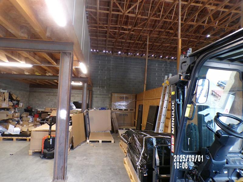 Parking / Garage - 290 m²