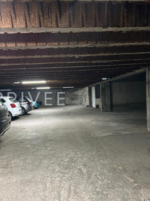 Parking - 13 m²