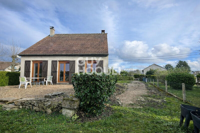 Maison - 98 m² - 6 pièces