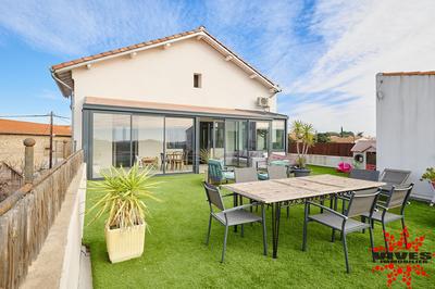 Maison - 295 m² - 7 pièces