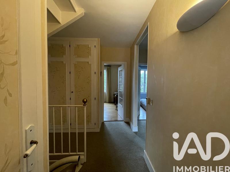 Maison - 171 m² - 8 pièces