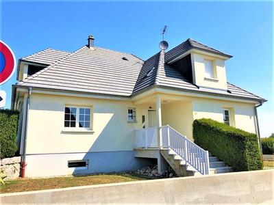 Maison de village - 210 m² - 9 pièces