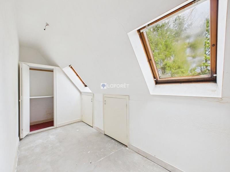 Maison - 141 m² - 7 pièces