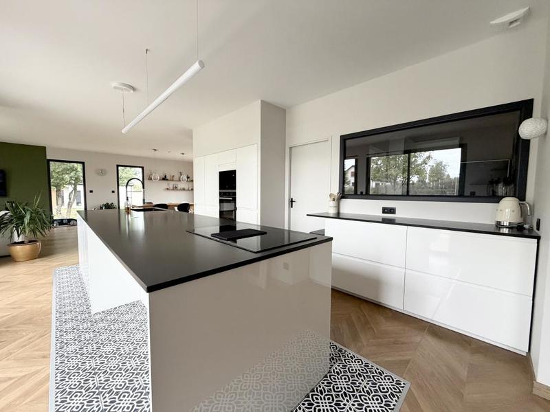 Pavillon - 144 m² - 4 pièces