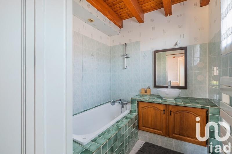 Maison - 210 m² - 5 pièces