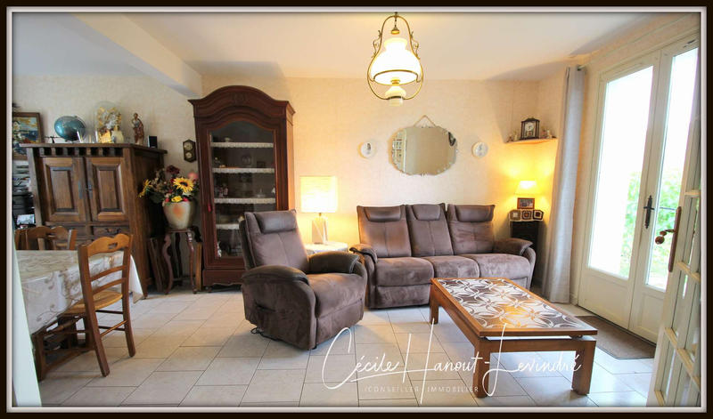 Maison - 98 m² - 6 pièces