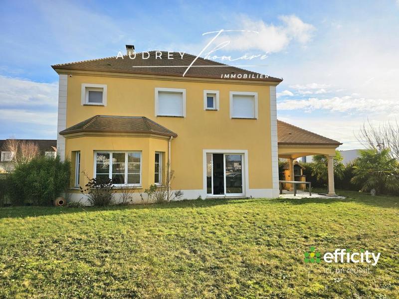 Pavillon - 140 m² - 6 pièces