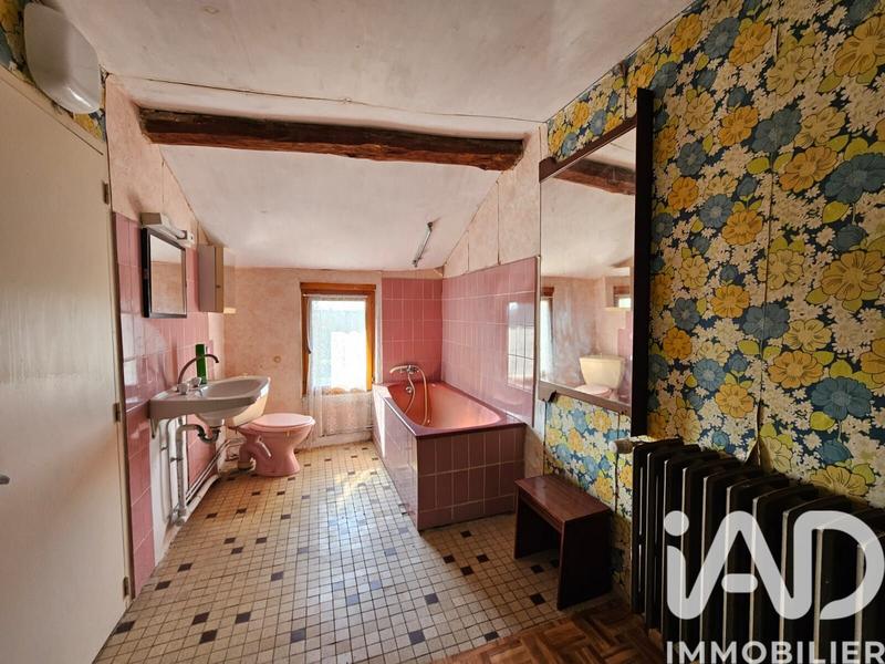 Maison - 153 m² - 11 pièces