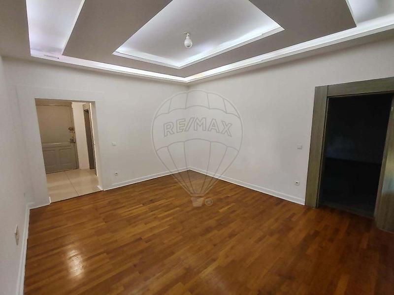 Appartement - 107 m² - 5 pièces