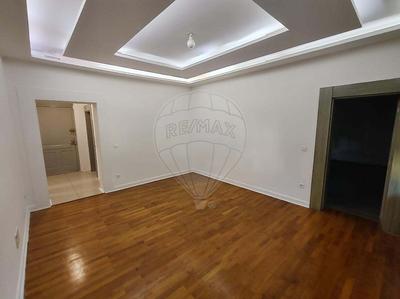 Appartement - 107 m² - 5 pièces