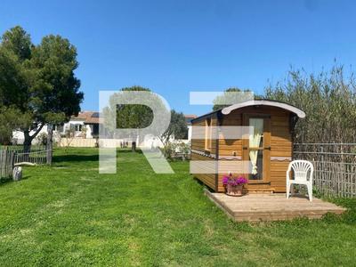 Mas - 222 m² - 7 pièces