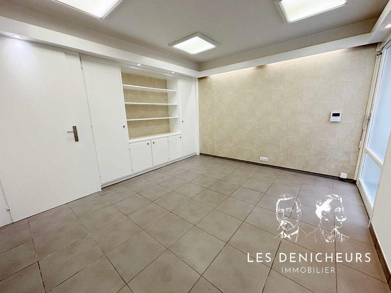 Bureau - 38 m² - 2 pièces