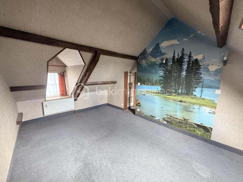 Maison - 185 m² - 10 pièces