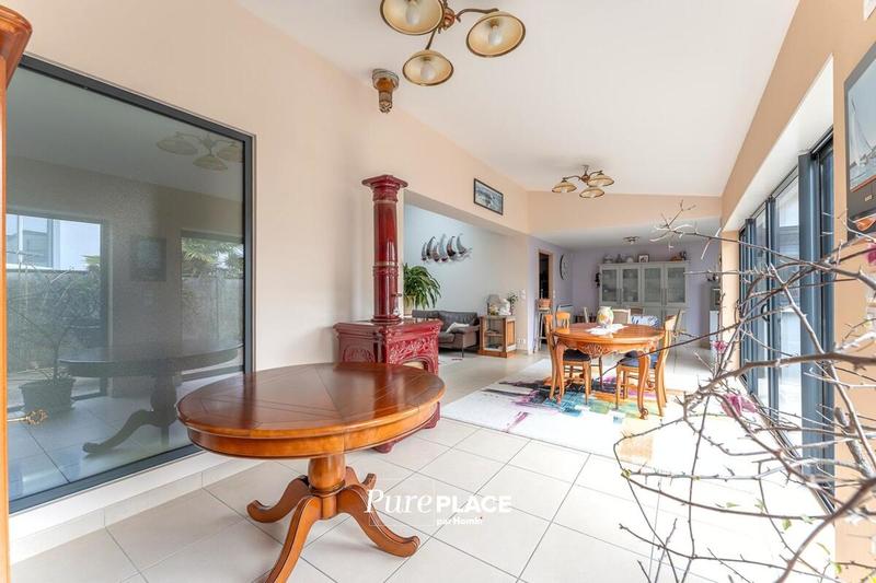 Maison - 164 m² - 6 pièces