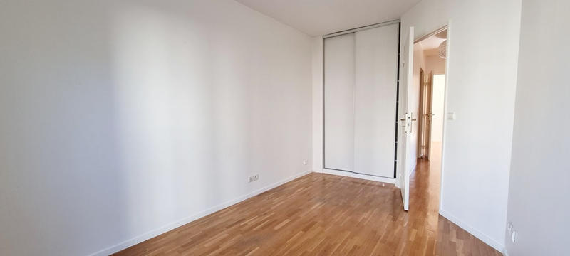 Appartement - 81 m² - 3 pièces