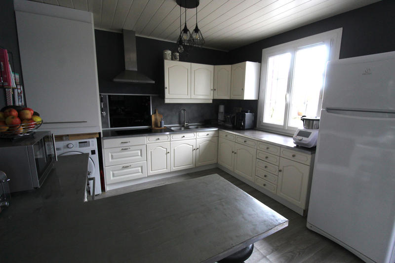 Maison - 101 m² - 5 pièces