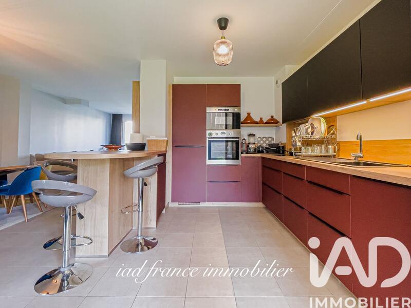 Maison - 100 m² - 6 pièces