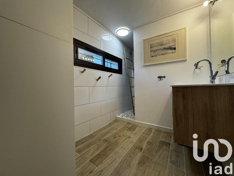 Maison - 180 m² - 8 pièces