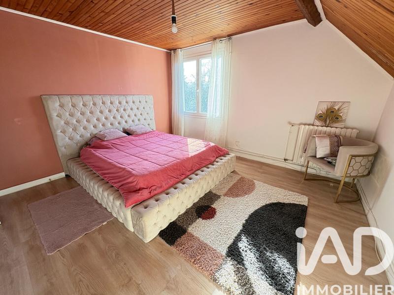 Maison - 201 m² - 6 pièces