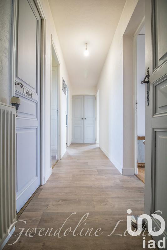 Maison - 225 m² - 7 pièces