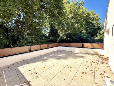 Appartement - 84 m² - 3 pièces