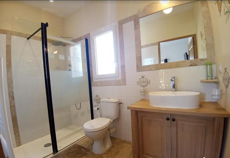 Propriété - 338 m² - 11 pièces