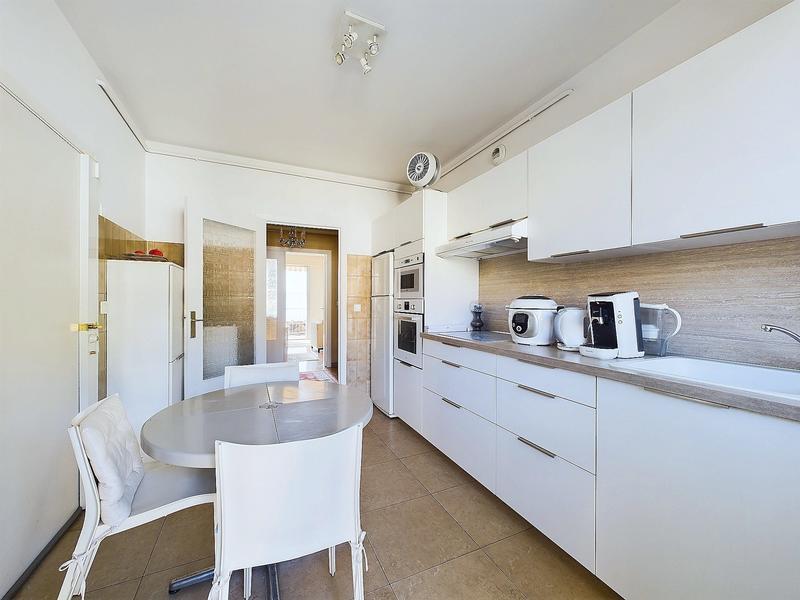 Appartement - 115 m² - 5 pièces