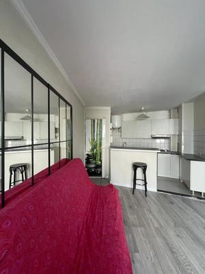 Studio - 25 m² - 1 pièce