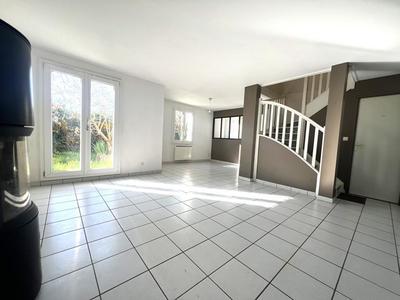 Maison - 138 m² - 7 pièces