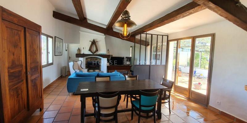 Mas - 580 m² - 20 pièces