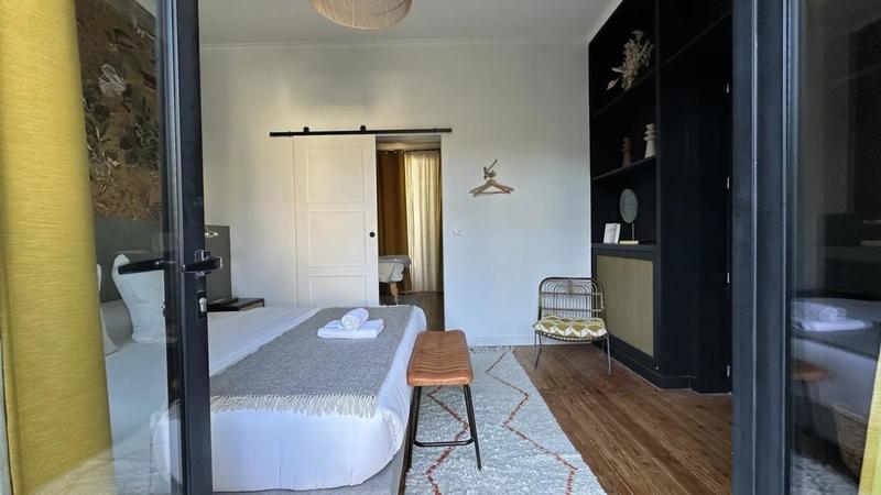 Propriété - 207 m² - 9 pièces