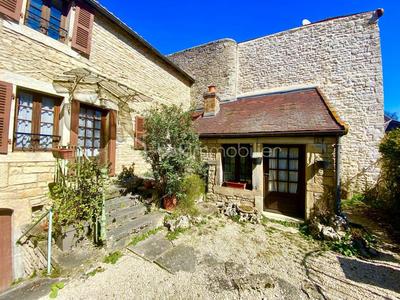 Maison - 132 m² - 7 pièces