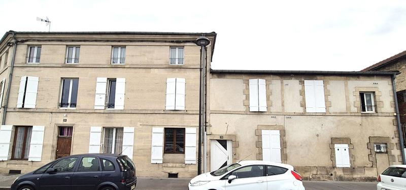 Immeuble - 200 m² - 9 pièces