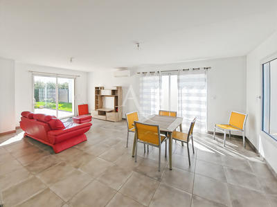 Maison - 88 m² - 4 pièces