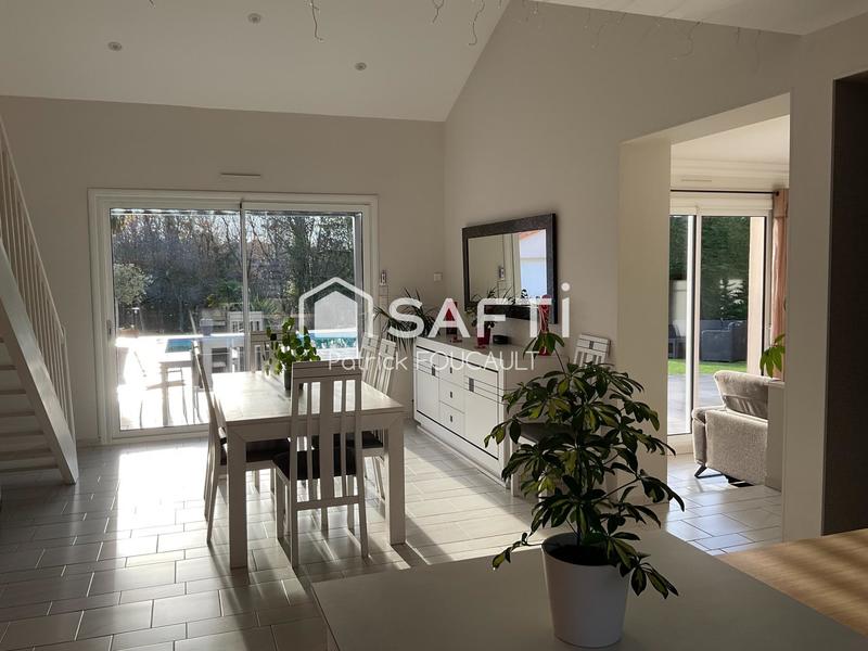 Villa - 189 m² - 7 pièces