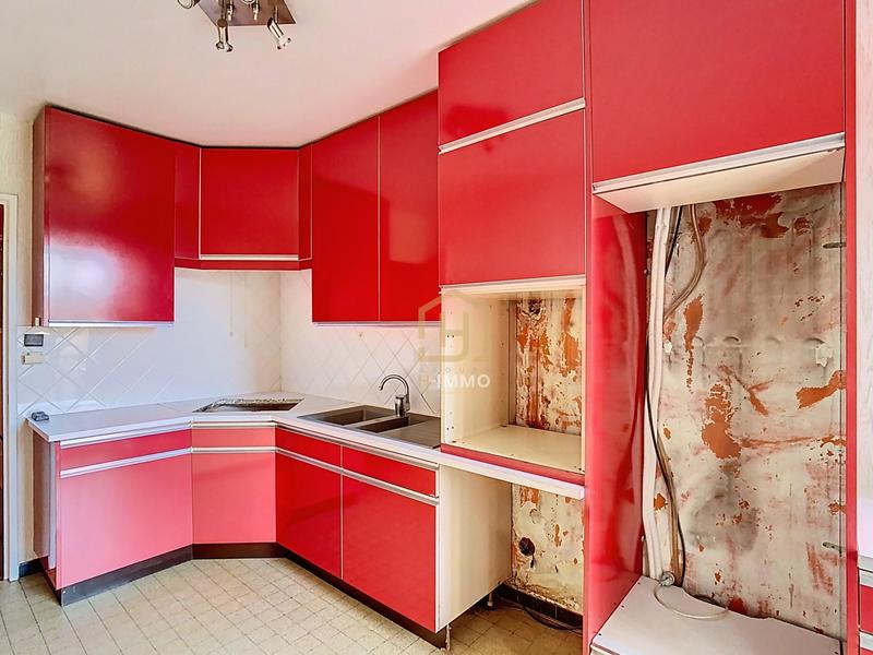 Appartement - 98 m² - 5 pièces