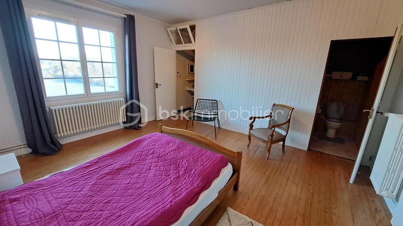 Maison - 160 m² - 8 pièces