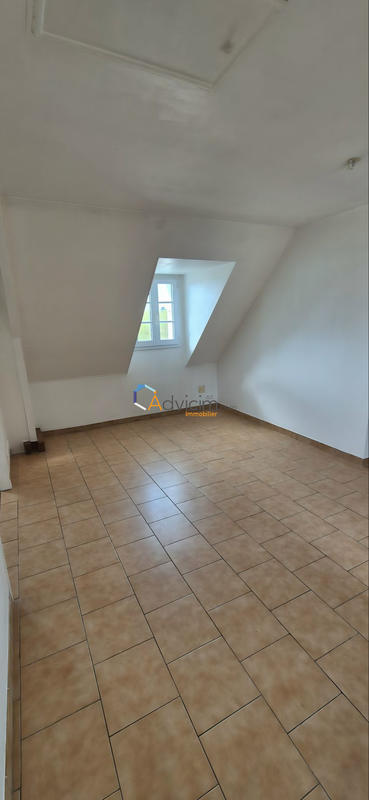 Maison traditionnelle - 173 m² - 7 pièces