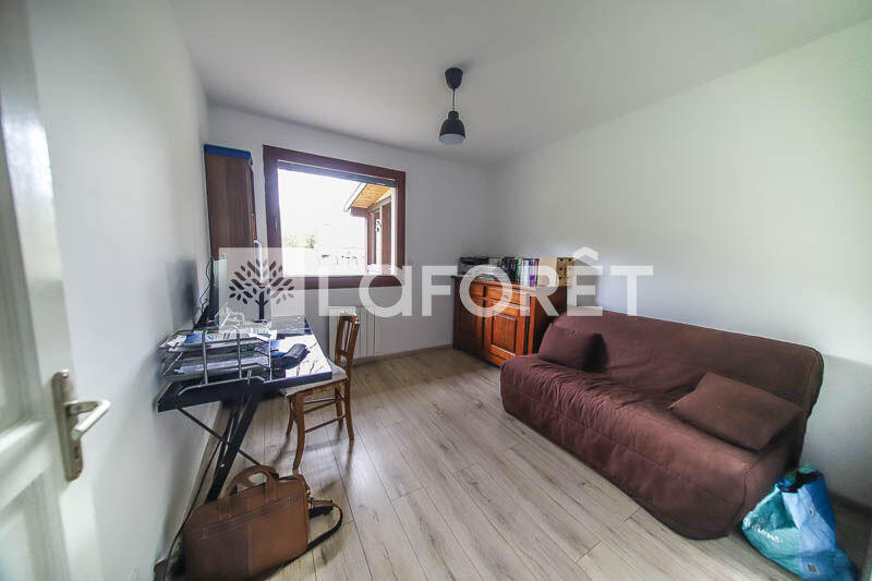 Maison - 97 m² - 5 pièces