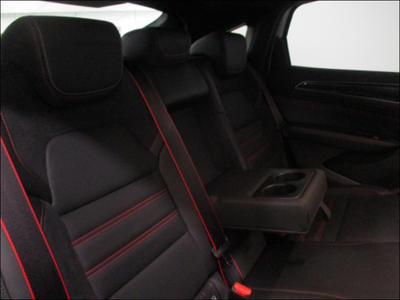 Renault Arkana E-Tech 145 - 21b R.S. Line