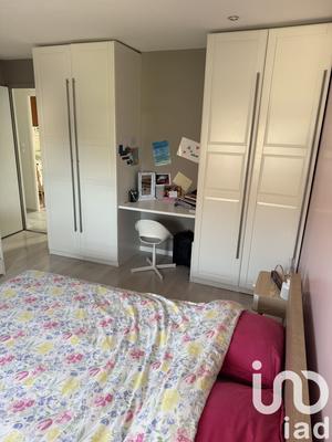 Maison - 99 m² - 5 pièces