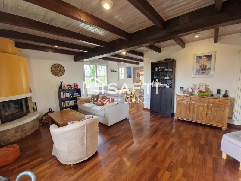 Maison - 160 m² - 9 pièces