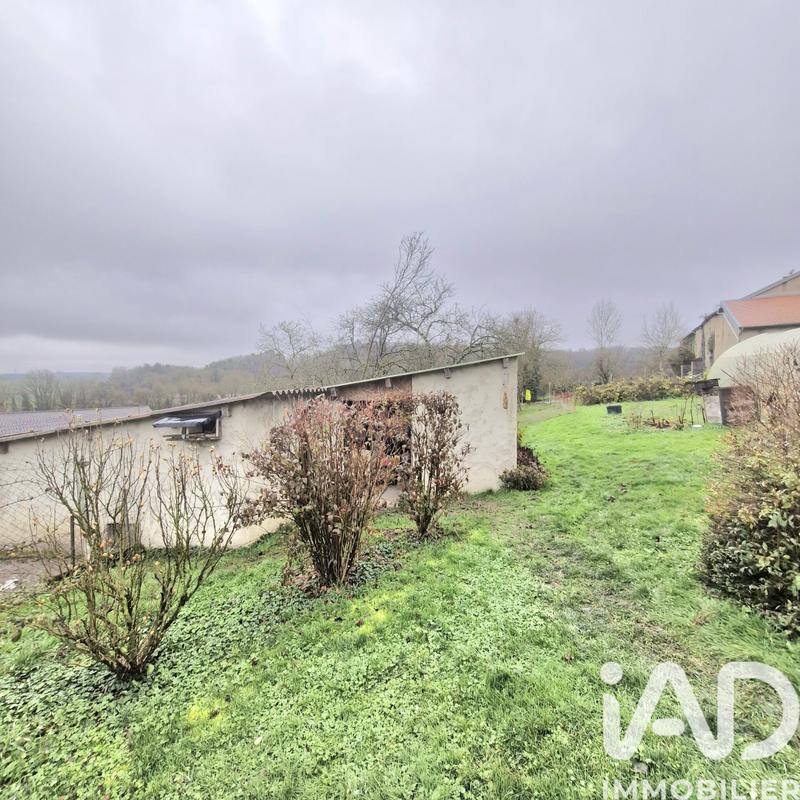 Maison - 234 m² - 8 pièces