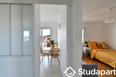 Chambre - 11 m² - 1 pièce