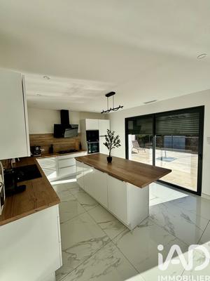 Maison - 132 m² - 4 pièces