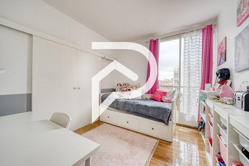 Appartement - 75 m² - 4 pièces