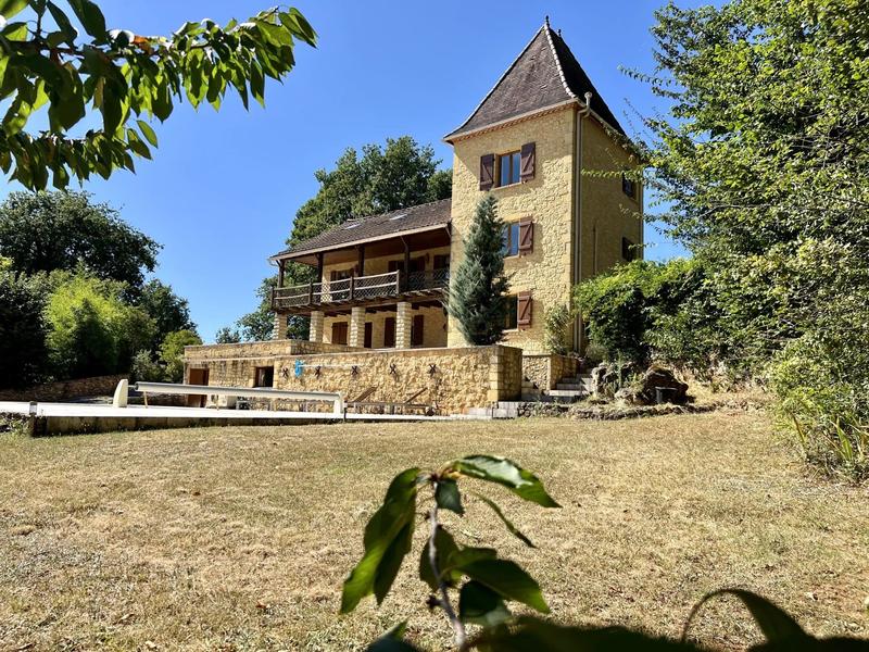 Maison - 176 m² - 5 pièces