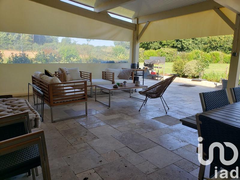 Maison - 338 m² - 10 pièces